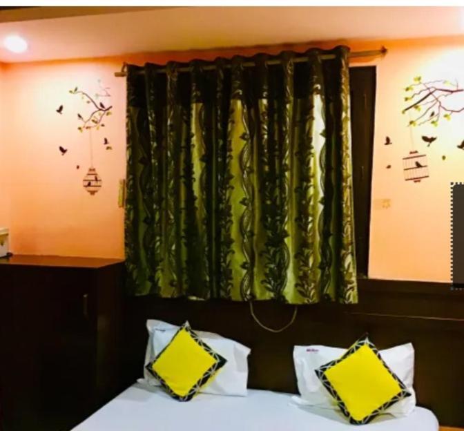 Hotel Hridey Inn Nuova Delhi Esterno foto